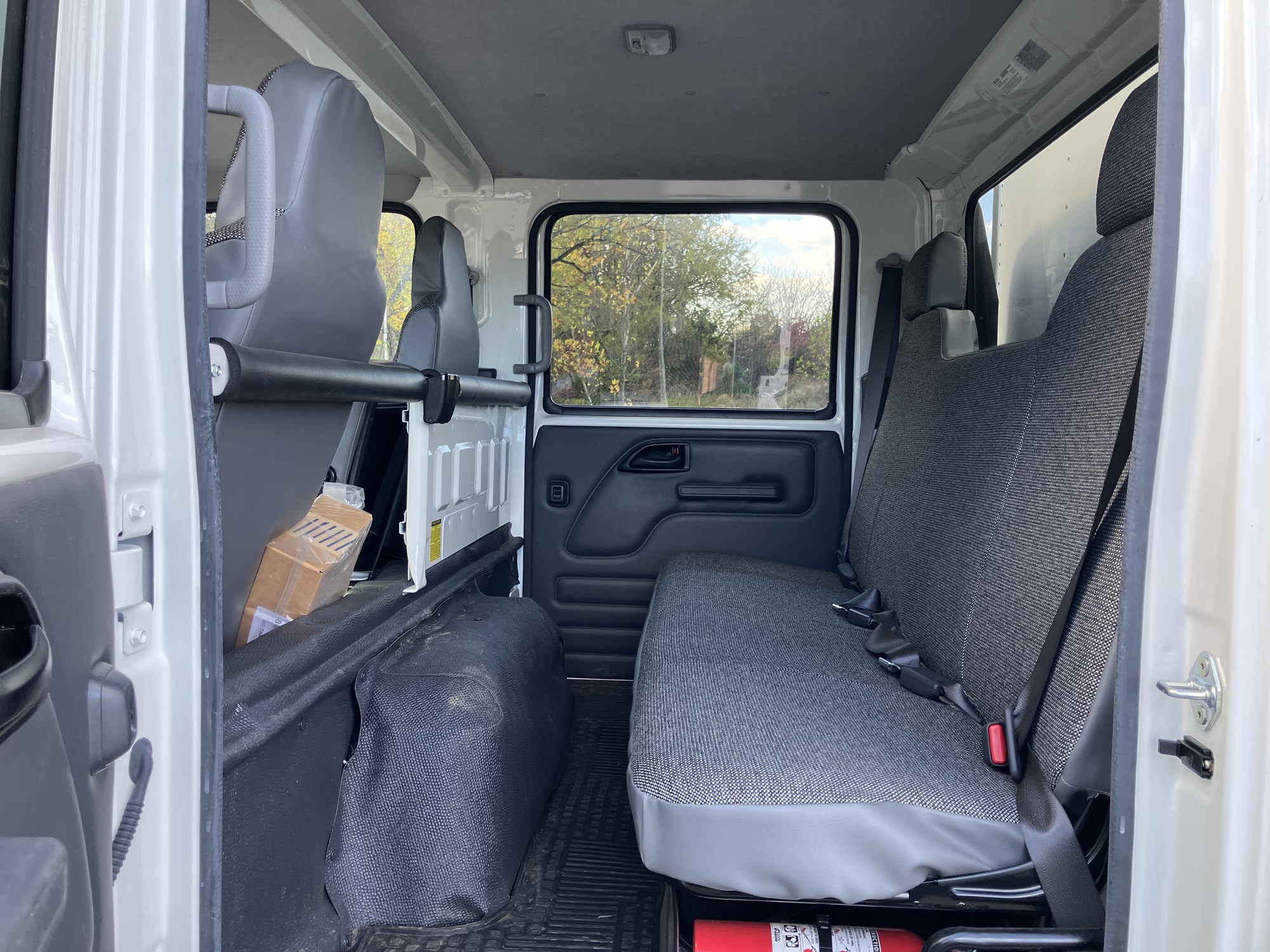 YEAR,Manufacturer,Model RS215620-09 YEAR,Manufacturer,Model RS215620-09