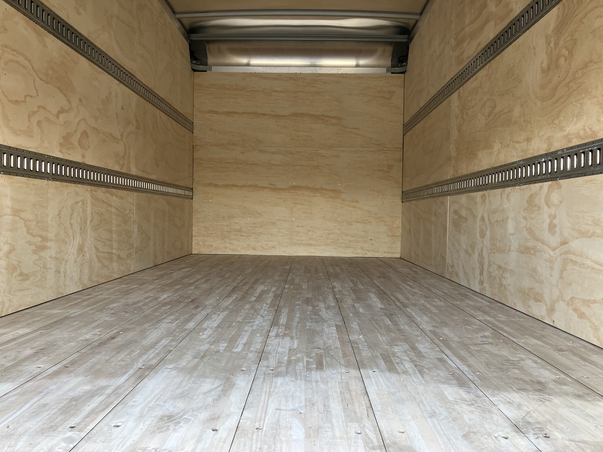 YEAR,Manufacturer,Model RS215620-12 YEAR,Manufacturer,Model RS215620-12