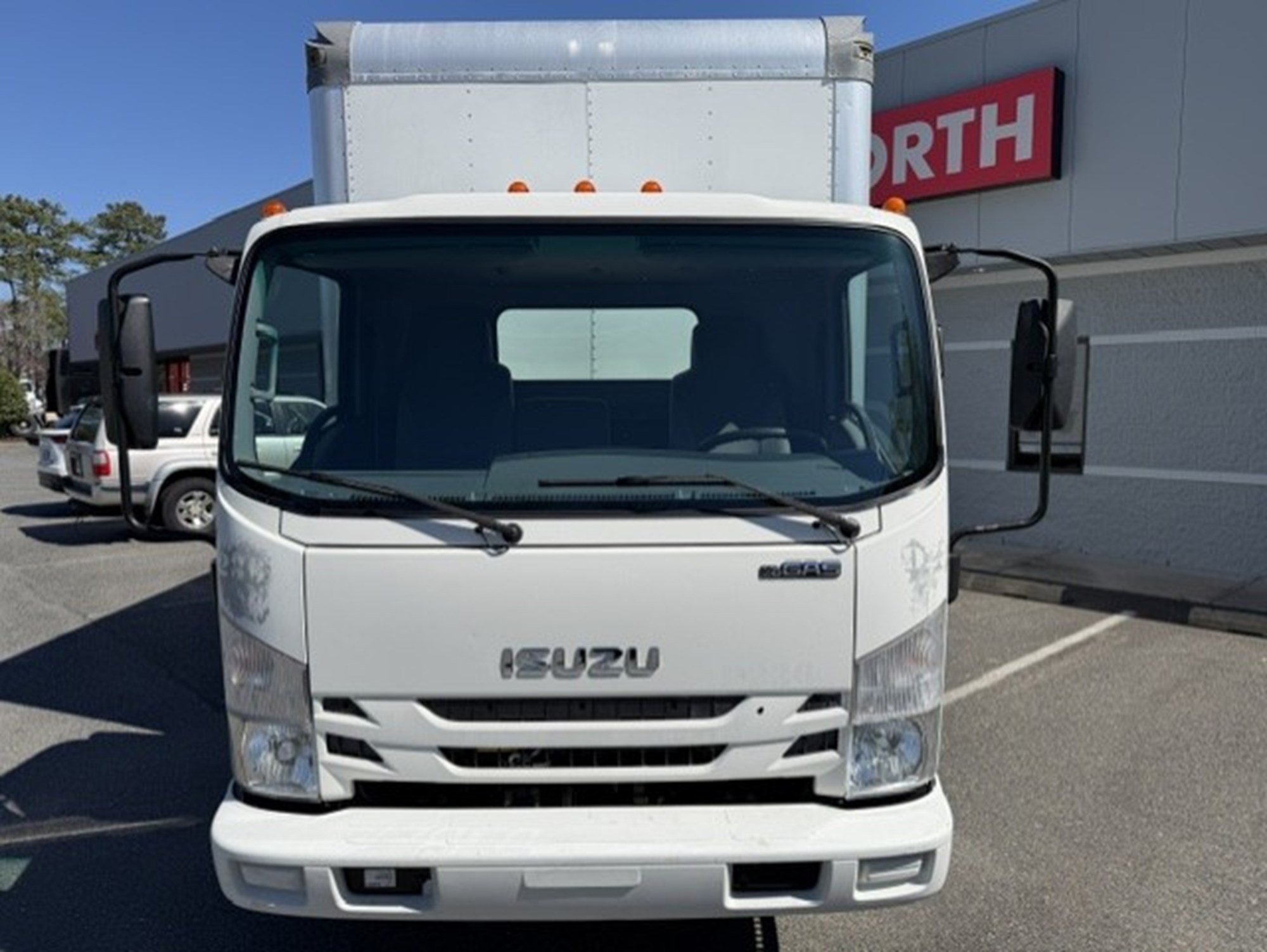 2021 Isuzu NPR HD 2021 Isuzu NPR HD - image 3 of 6